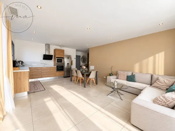Maison 84M2 3 chambres avec terrain à Maraussan