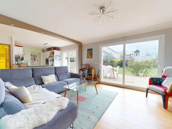 Maison 7 pièces 161 m²