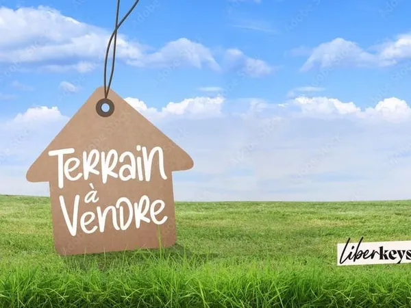 TERRAIN A BATIR - 1 734 m²