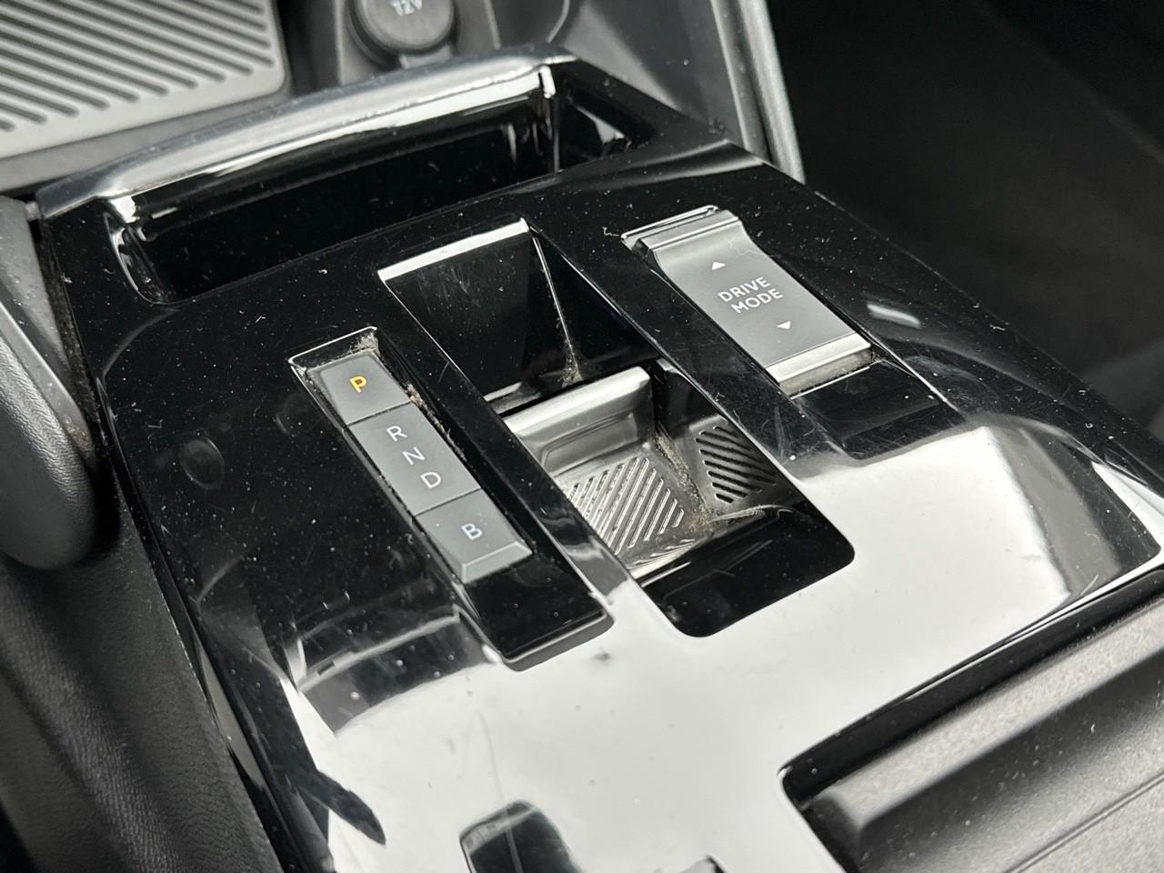 Citroën C4 e-c4 136 ch automatique shine pack — photo 32