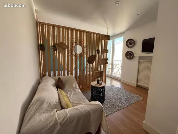 Studio 1 pièce 26 m²