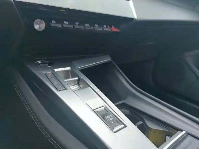 Peugeot 308 puretech 130ch s&amp;s eat8 — photo 14