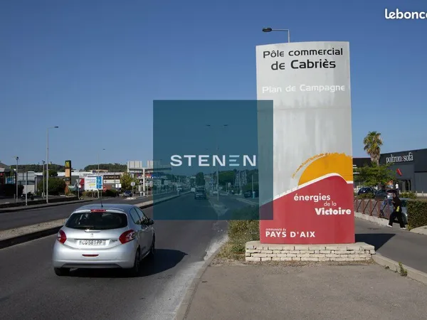 Local commercial 192 m²