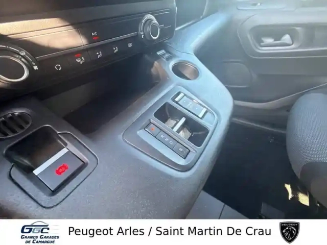 Peugeot Partner e- ca xl 100 kw (136 ch) batterie 50 kwh — photo 21