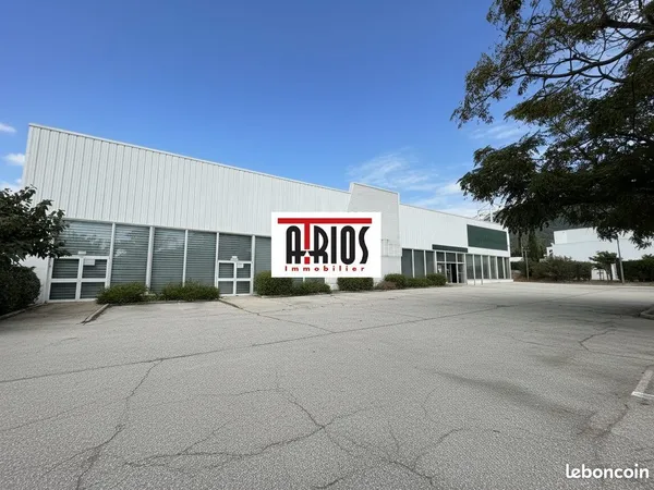 Local commercial 2130 m² La Garde