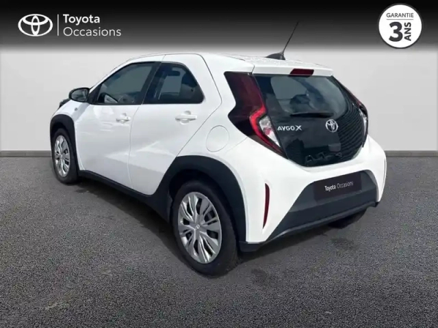 Toyota Aygo X 1.0 vvt-i 72ch dynamic — photo 2