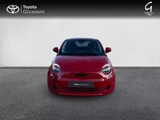 Fiat 500 e 95ch (red) my23 — photo 2