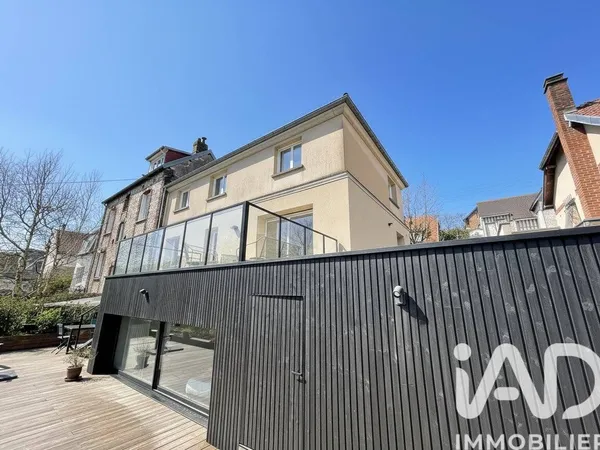 Maison 6 pièces 189 m²