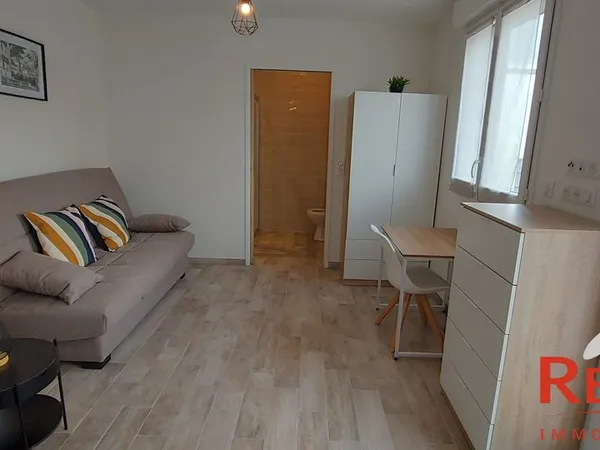 Studio 1 pièce 21 m²