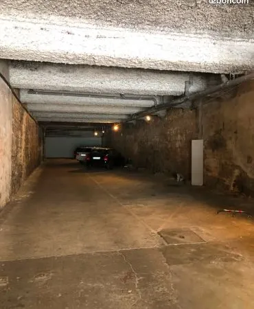 Parking/box 10 m² Bordeaux