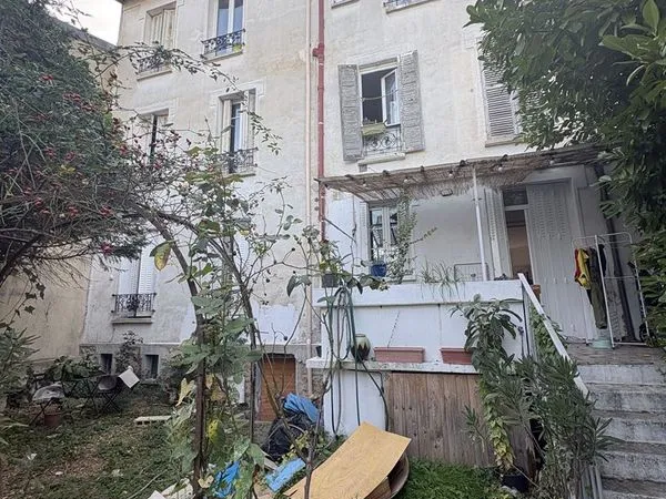 Immeuble de rapport 6 pièces 238 m²