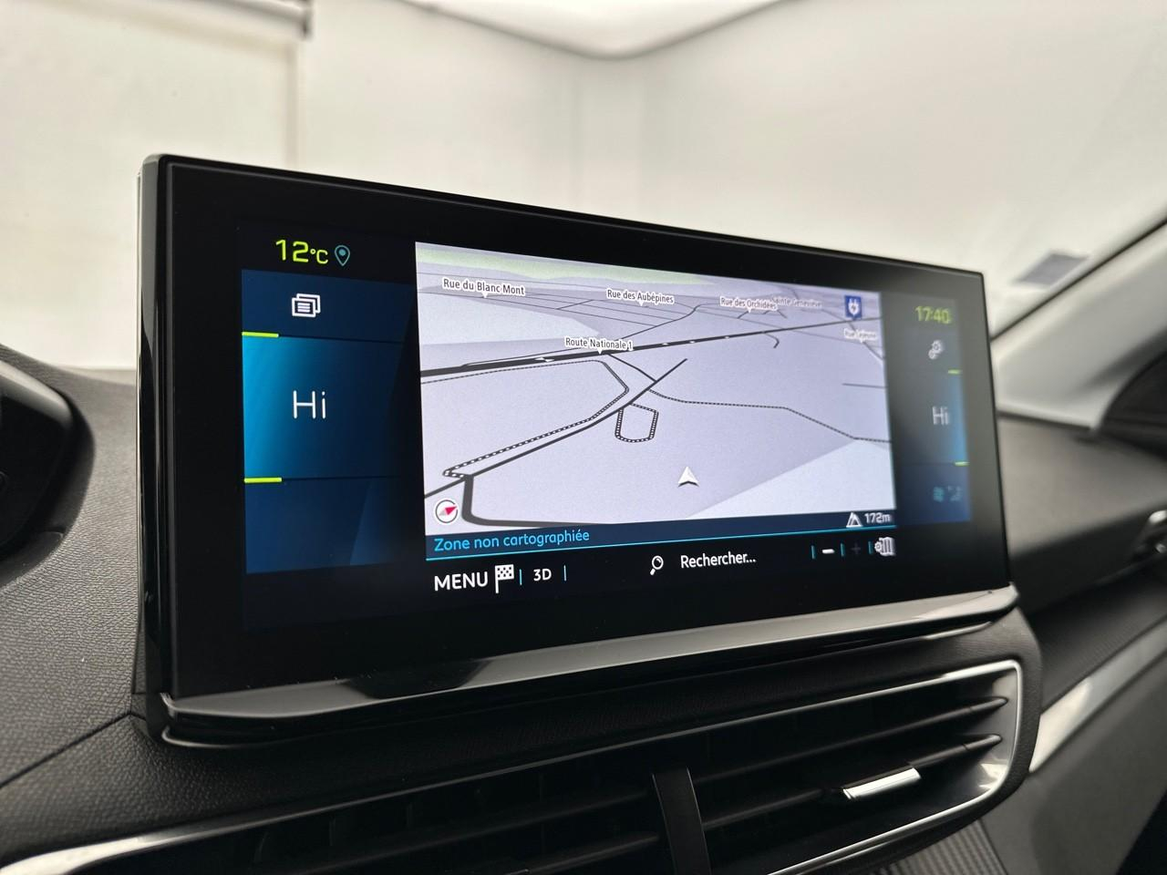 Peugeot 3008 hybrid 225 e-eat8 allure — photo 11
