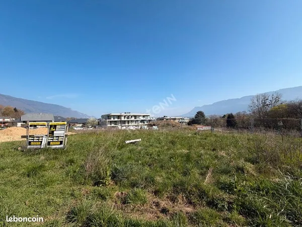 Terrain 703 m² LA MOTTE SERVOLEX