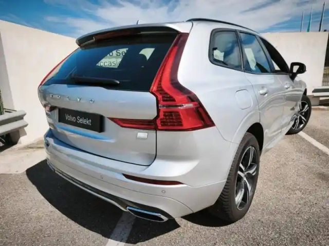 Volvo Xc60 t6 awd 253 + 87ch r-design geartronic — photo 8