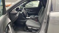 Peugeot 2008 1.2 Hybrid 110ch Allure e-DCS6 — photo 12