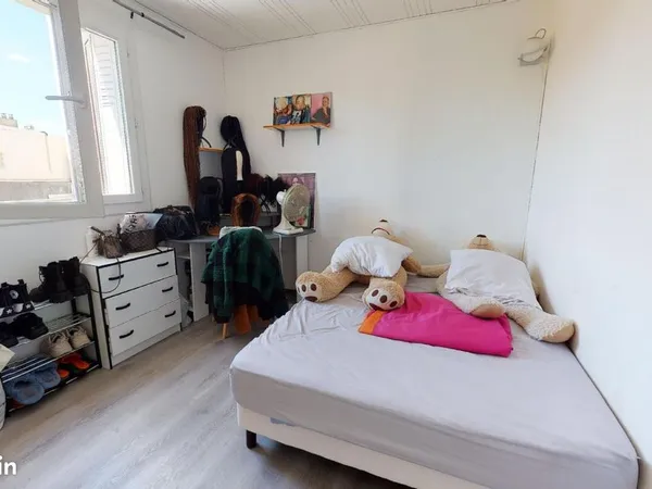 Chambre 4 pièces 69 m²