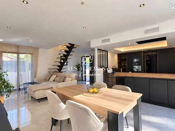 Villa 4 pièces 115 m²