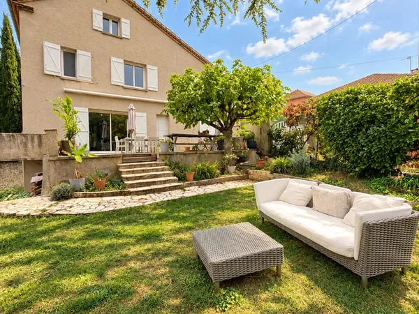 Maison 5 pièces 164 m²