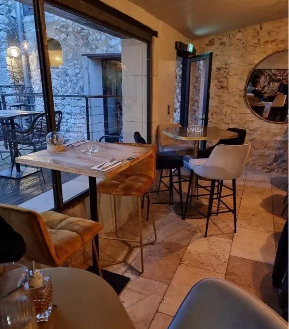 Photo 2