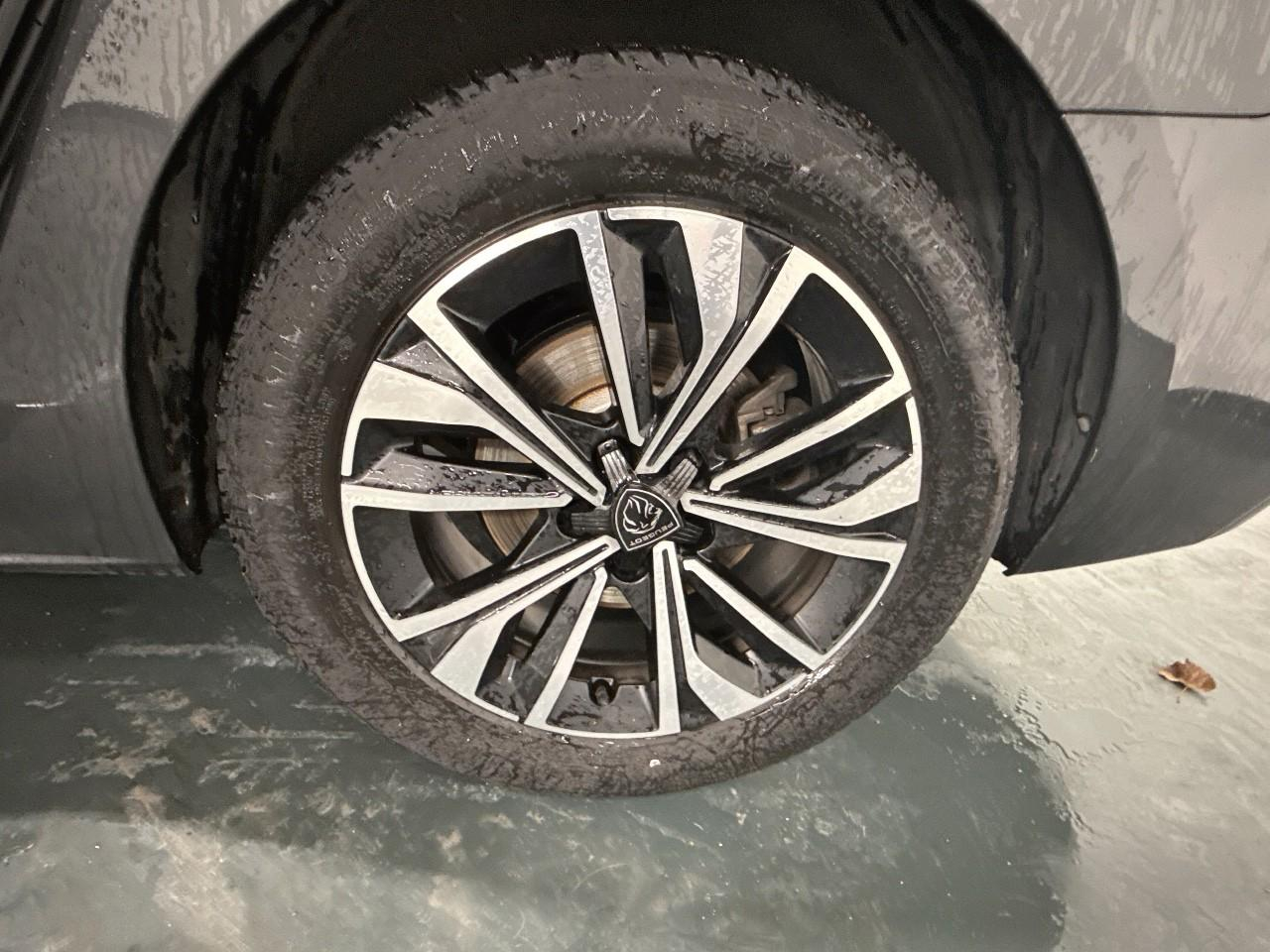 Peugeot 508 hybrid 180 e-eat8 allure — photo 11