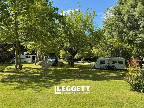 Boutique 4 pièces 83 m²