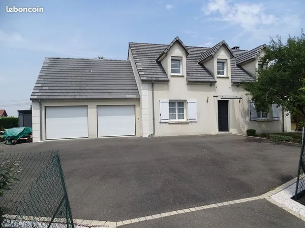 Maison 8 pieces 150m²