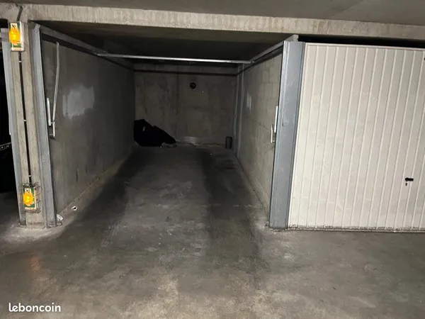 Stockage Location Oullins 80€