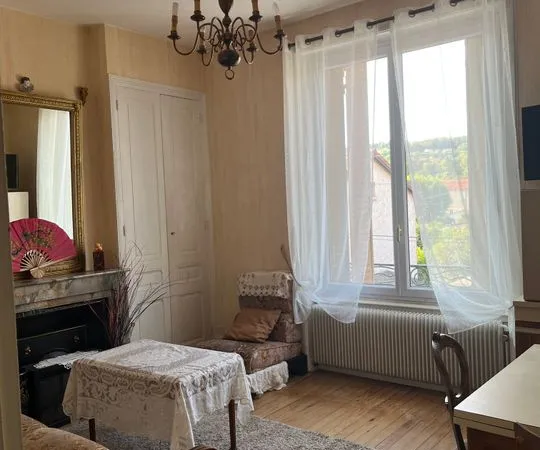 Chambre de 14m2 à louer sur Oullins