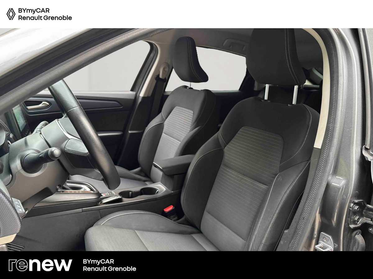 Renault Arkana E-Tech hybride 145 - 22 — photo 11