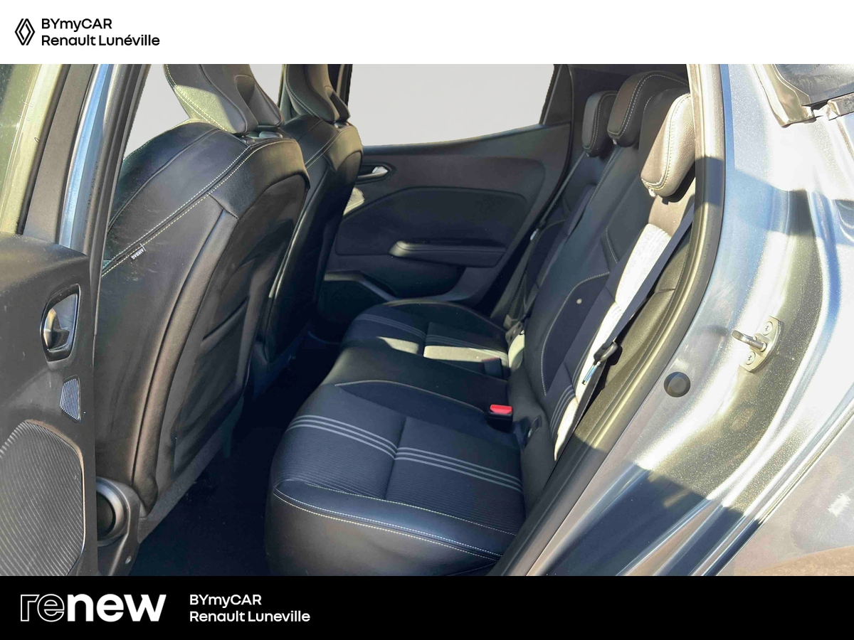 Renault Clio E-Tech full hybrid 145 — photo 12