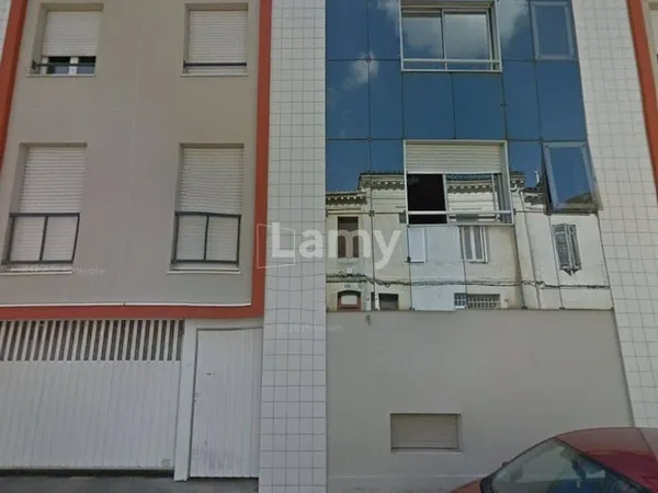 Parking 12 m²