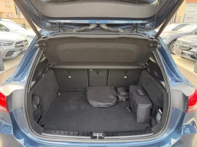 Mercedes Gla 250 e amg line — photo 30