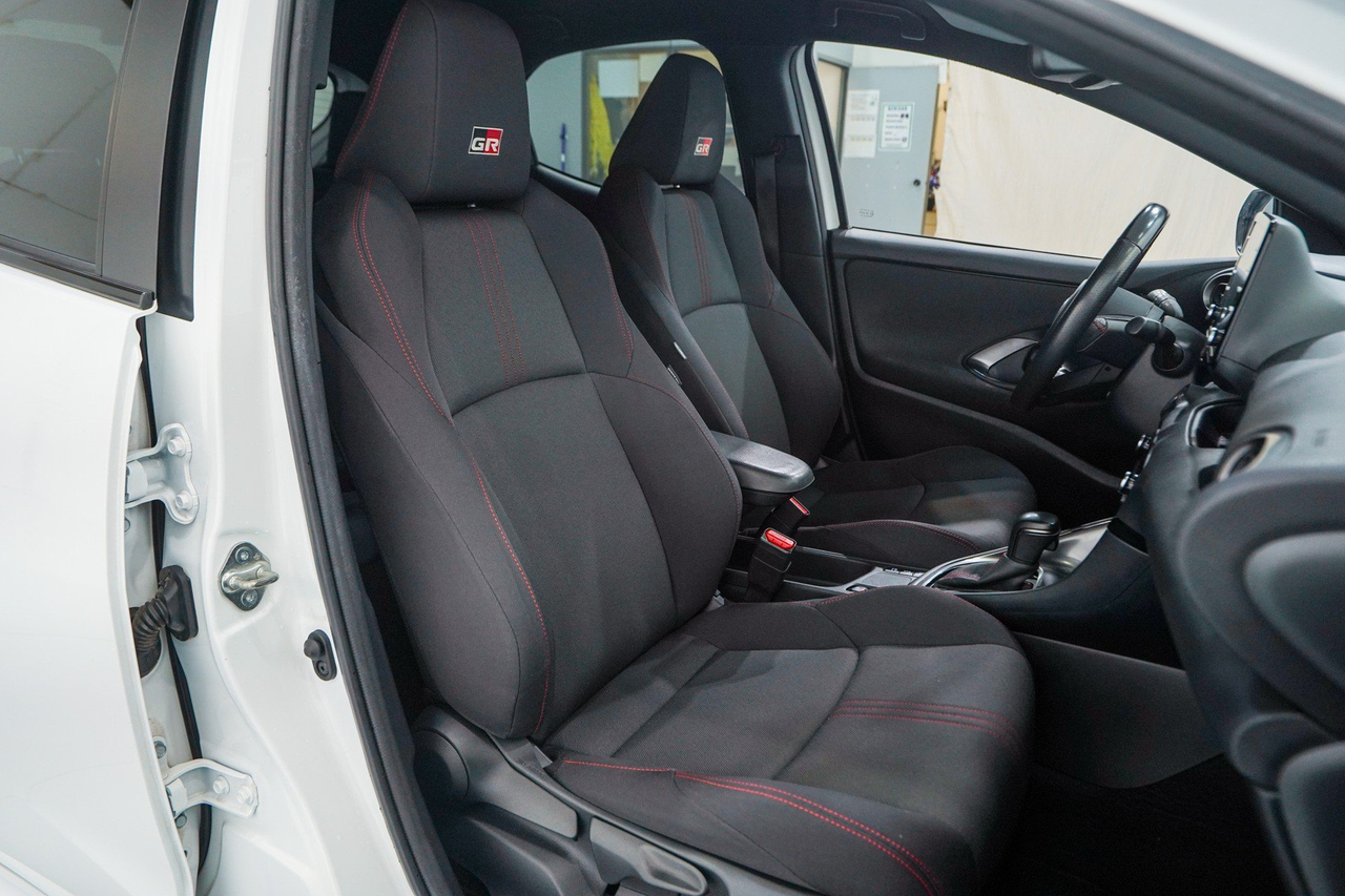 Toyota Yaris 4 — photo 14