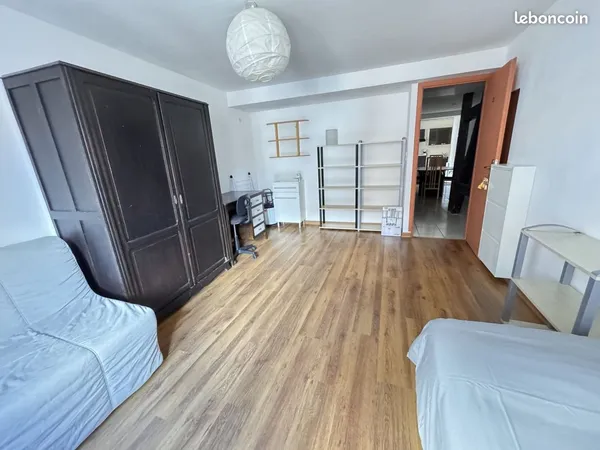 Appartement 1 pièce 85 m²