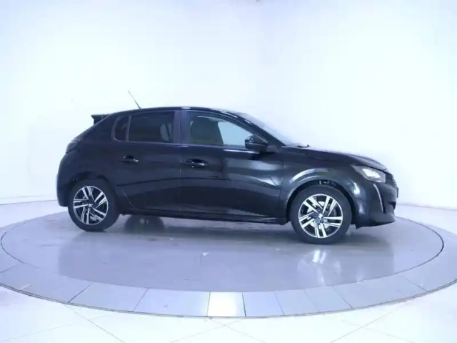 Peugeot 208 puretech 100 s&amp;s eat8 — photo 10