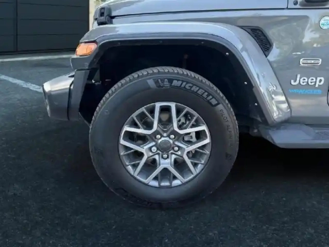 Jeep Wrangler unlimited 2.0 t 380ch 4xe overland command-trac my23 — photo 26