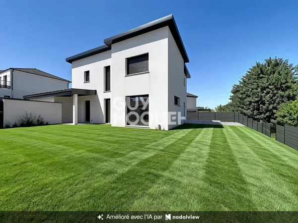 Maison à vendre de 7 pièces de 151 m²