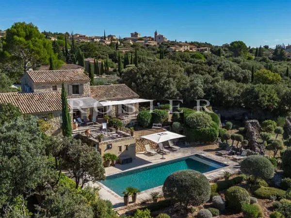 Gordes — Un refuge d'exception entre Luberon et Alpilles