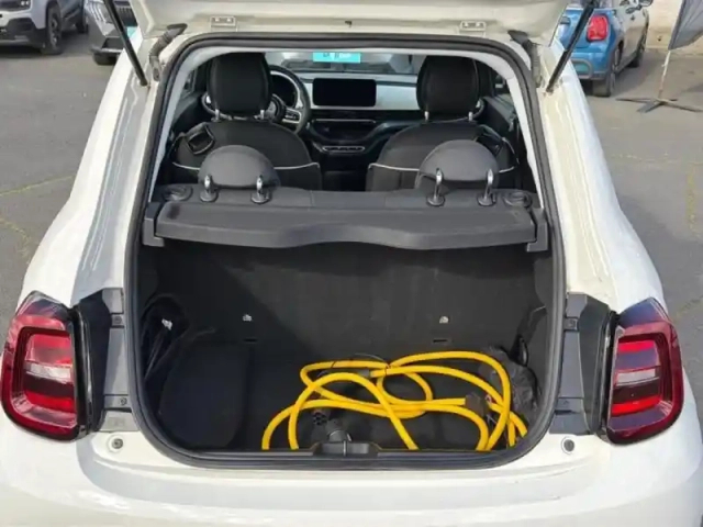 Fiat 500 e 118ch my23 — photo 6