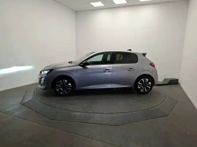 Peugeot 208 hybrid 100 e-dcs6 — photo 2