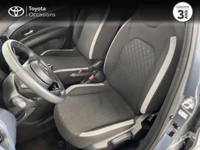 Toyota Aygo X 1.0 vvt-i 72ch design my24 — photo 11