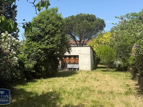 Terrain 649 m²