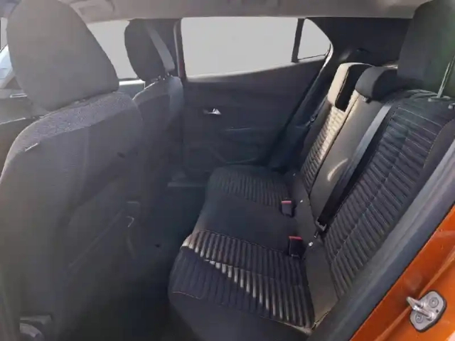Peugeot 2008 puretech 100 s&amp;s bvm6 — photo 12