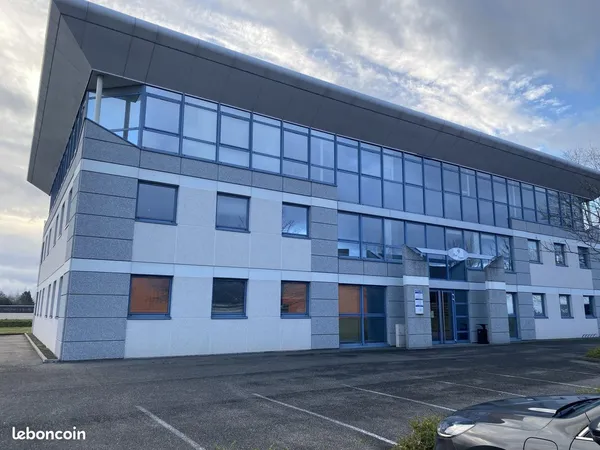 Bureaux 138 m² Entzheim