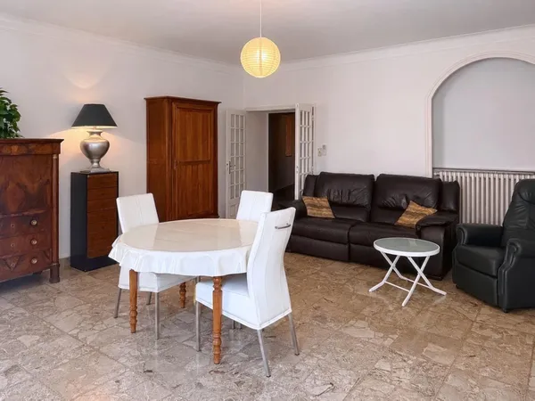 Maison de caractère de 212 m² - 6 chambres