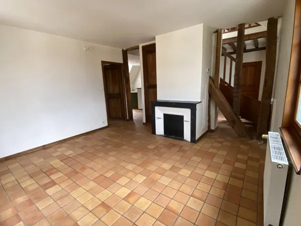 Auxerre centre-ville - Appartement 5 pièces en duplex avec garage