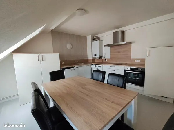 PHALSBOURG - Appartement type 2/3 pièces rénové et meublé
