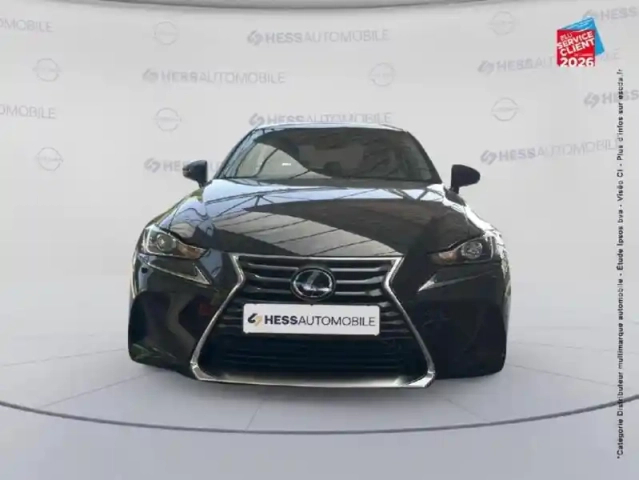 Lexus Is 300h euro6d-t — photo 2