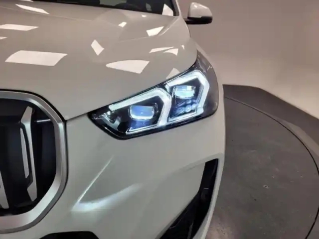 Bmw X1 xdrive30e 326ch m sport — photo 10
