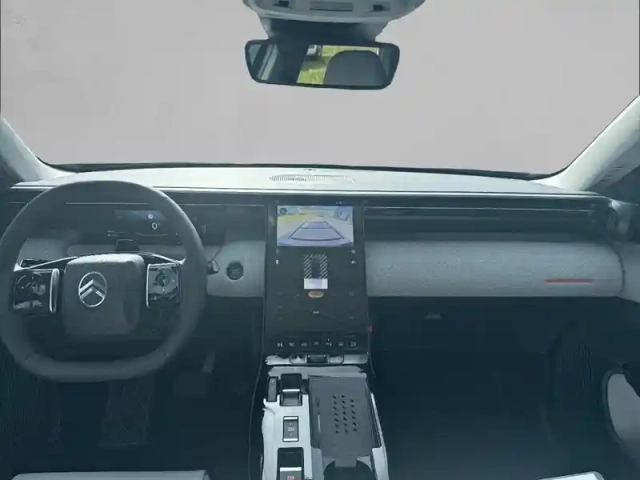 Citroën C5 Aircross hybride 145 ch e-dcs6 — photo 8
